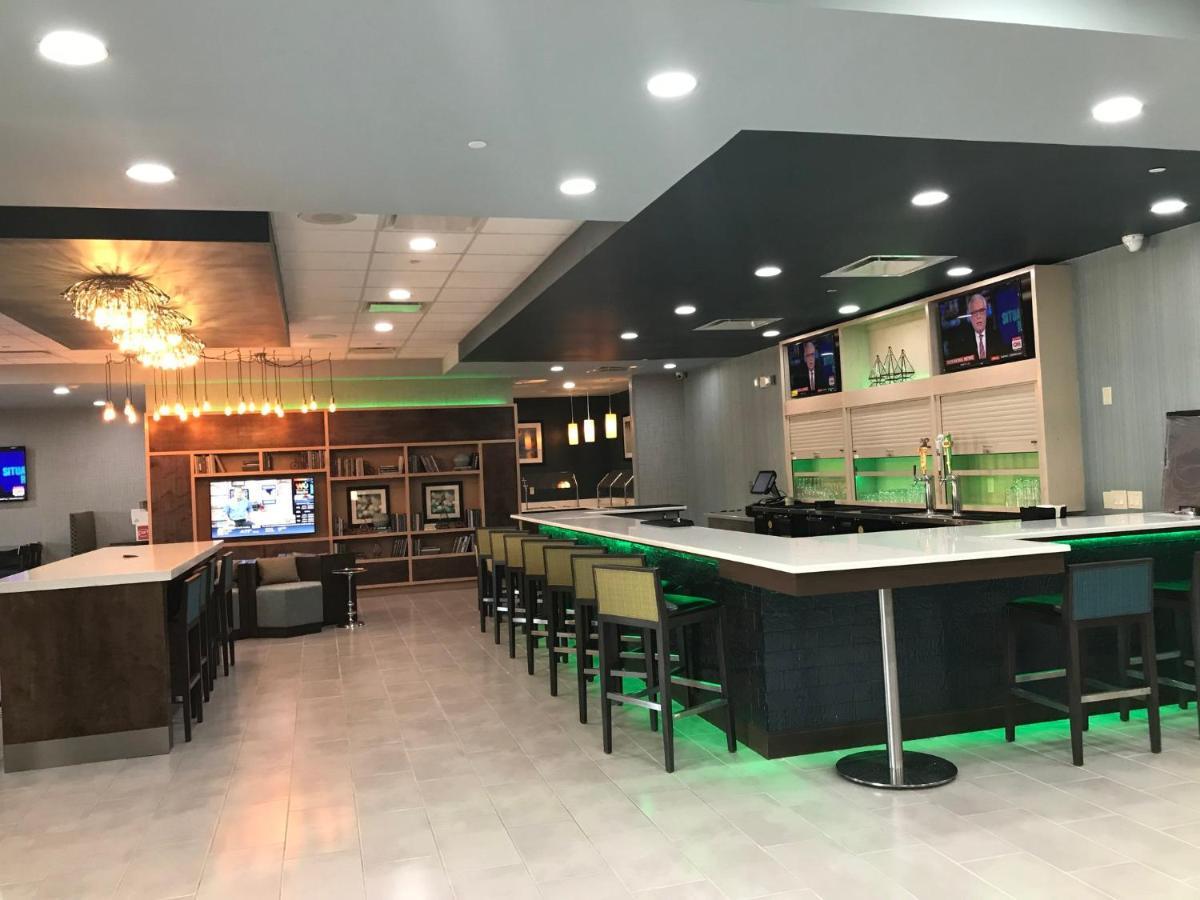 Holiday Inn - Beaumont East-Medical Ctr Area By Ihg Zewnętrze zdjęcie
